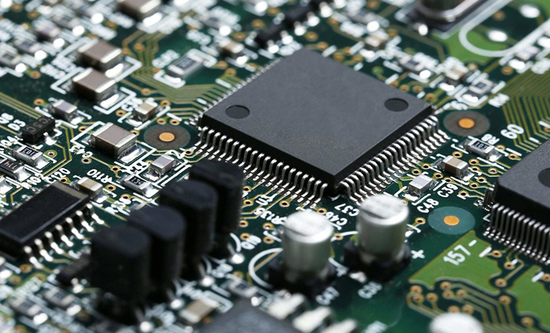 Outils de coupe diamant en électronique