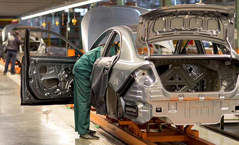 Outils de coupe pour l'industrie automobile